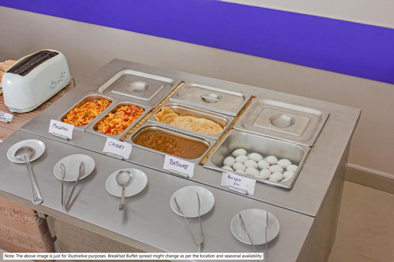 Itsy Hotels Anjali Mahal, 500 Mtrs From Mathura Railway Station Exteriör bild